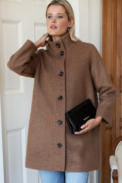 Cozy Coat - Camel Boucle - Emerson Fry