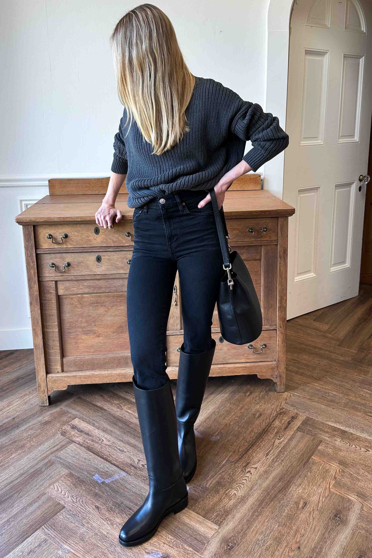 Italian Bucket Bag - Black