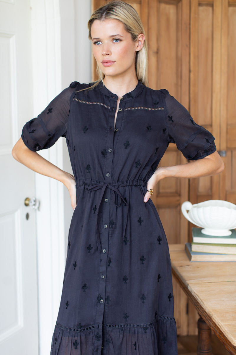 Lucy 4 Short Sleeve Dress - Embroidered Clover Midnight
