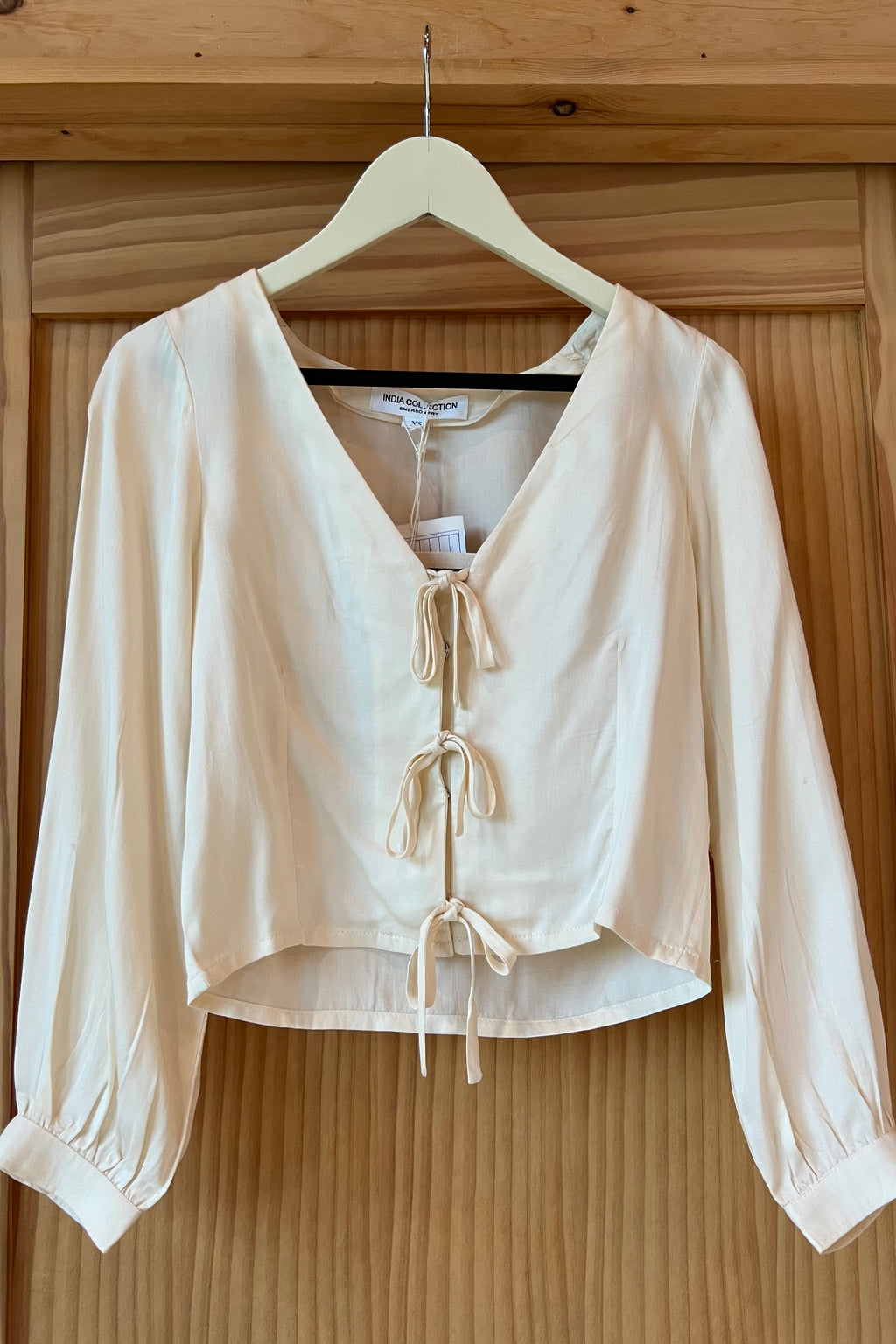 V Tie Top - Pearled Ivory