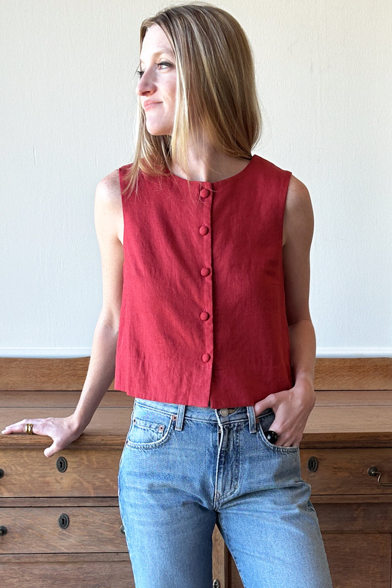 Button Front Wide Hem Top - Pompeian Red Linen