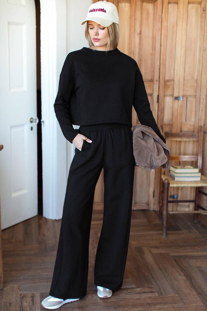 Boxy Sweatshirt - Black Organic