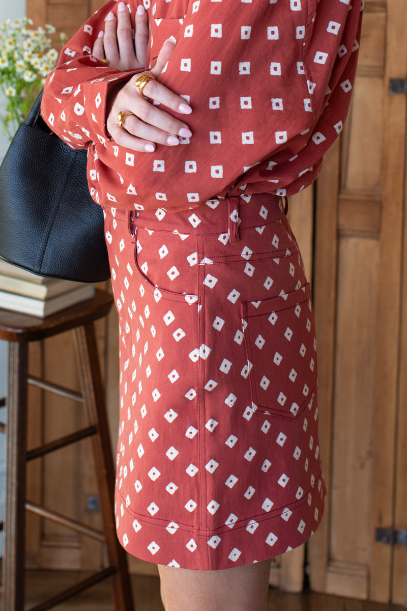 Studio Pocket Skirt - Antique Rouge Diamonds Organic