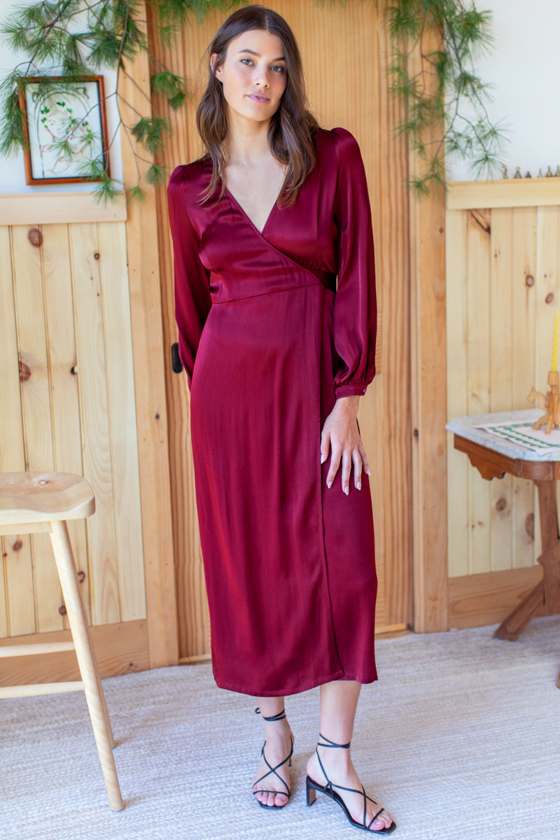 maroon satin dress with sleeves long sleeve formal gown dress Gia Chic A-Line Pleated Long Sleeves Satin Formal Dresses, Burgundy-parroquiadesanalbertomagno.com