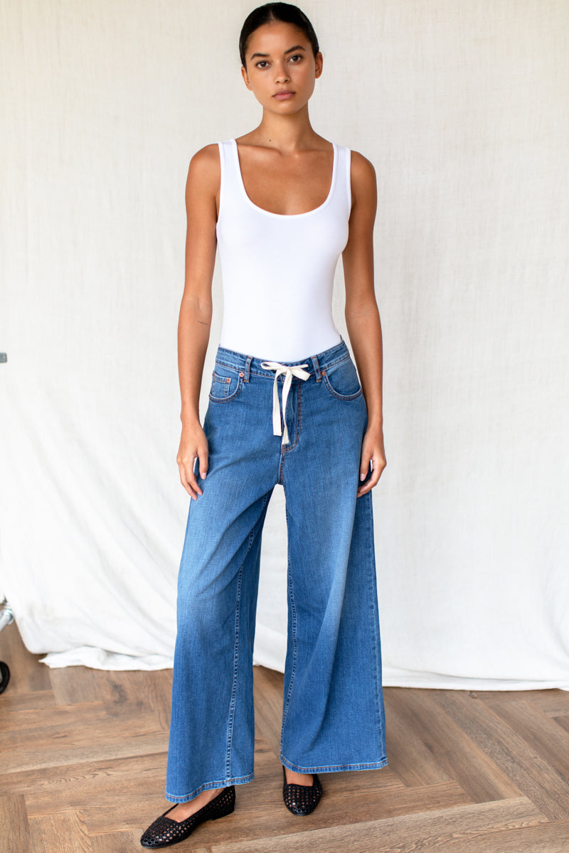 Super Wide Leg - Medium Light Wash