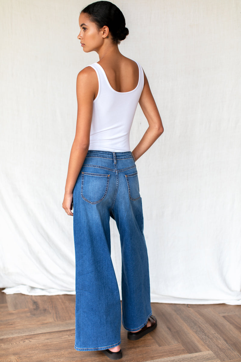 Super Wide Leg - Medium Light Wash