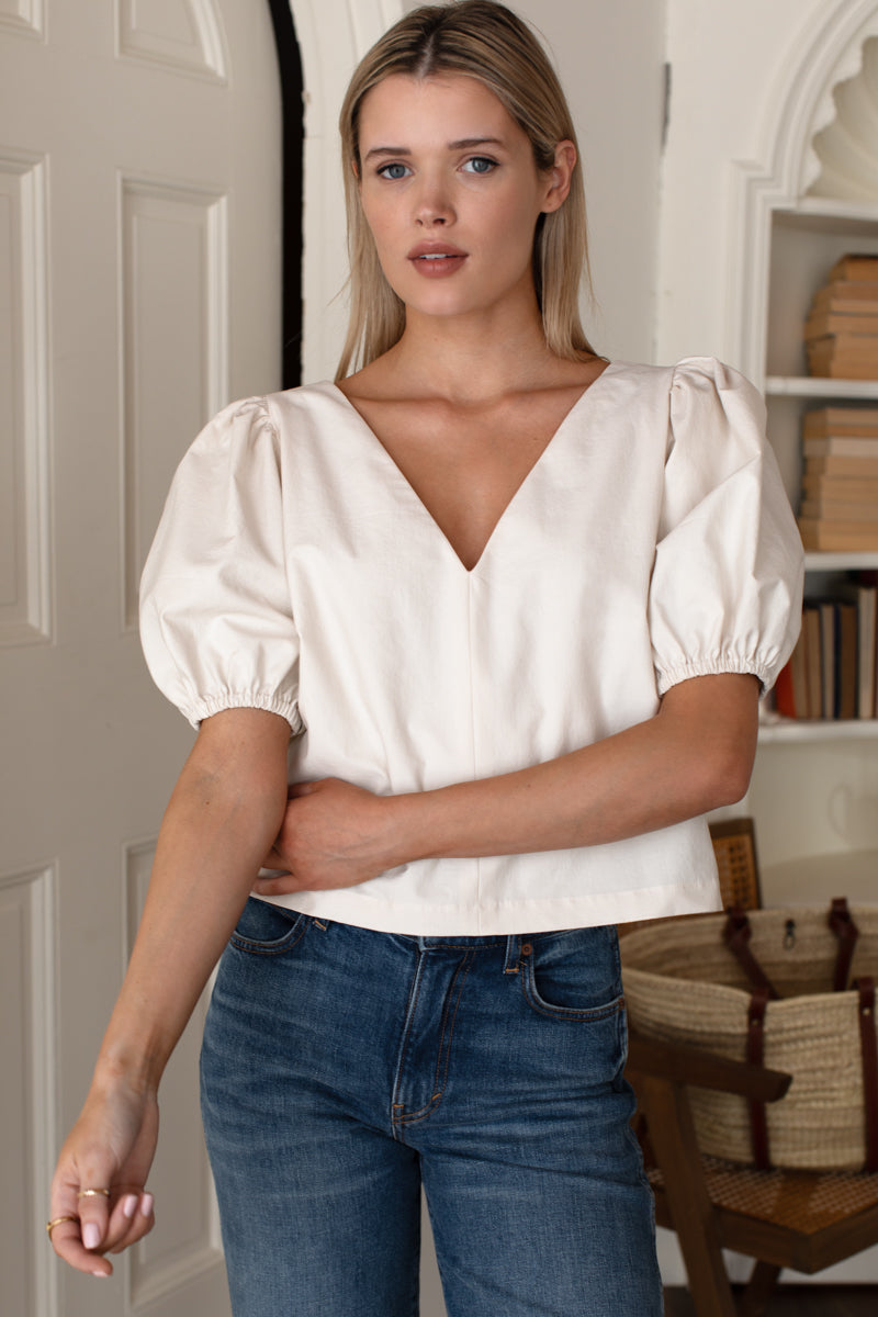 V Top - White Swan