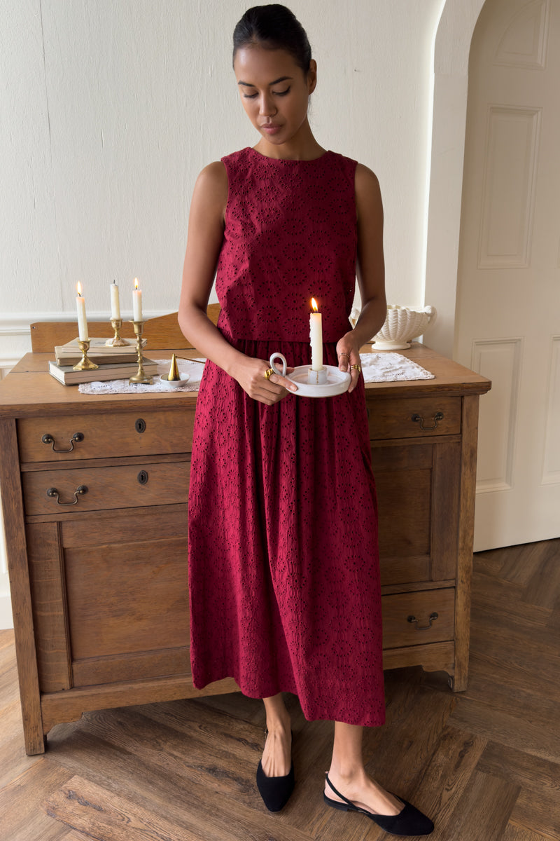 Studio Boxy Top - Rouge Eyelet