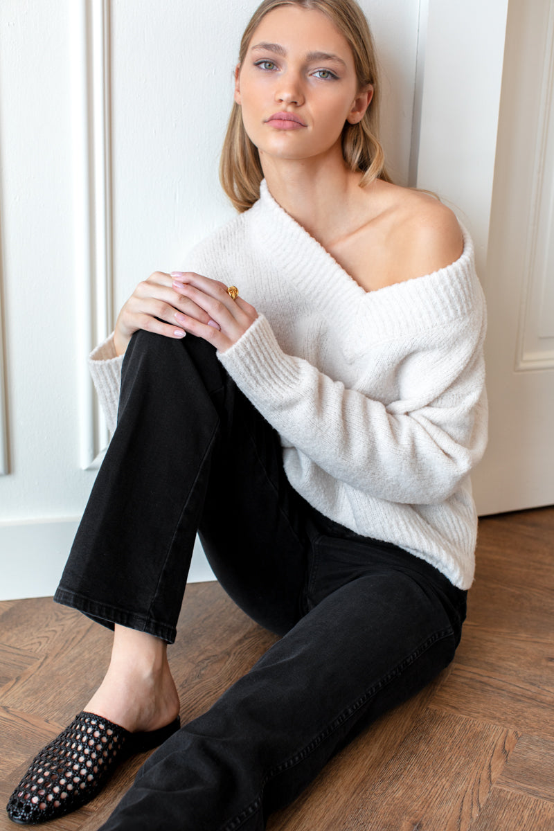 Boxy V Neck Sweater - Birch Wool