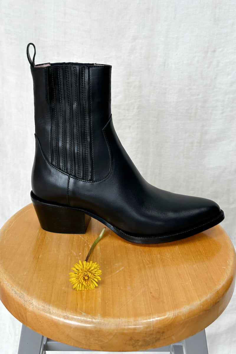 Atelier Boot - Black Leather