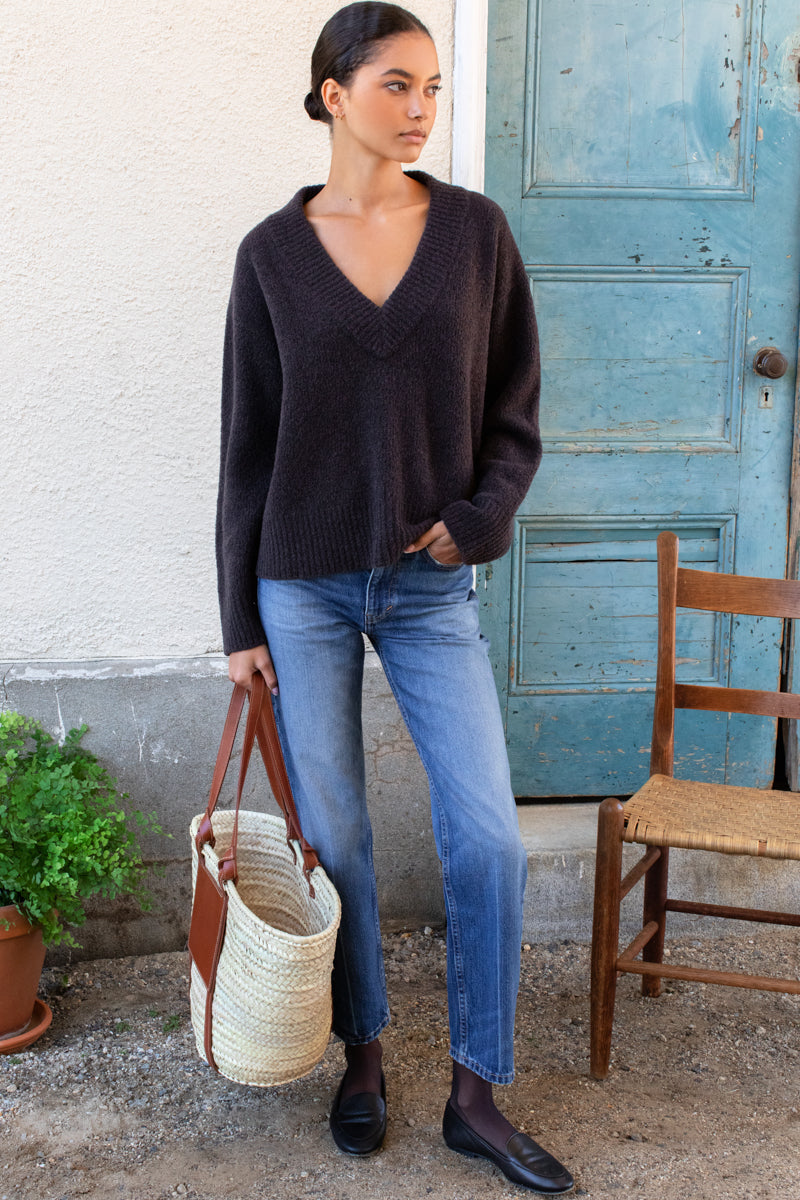 Boxy V Neck Sweater - Dark Cocoa Boucle