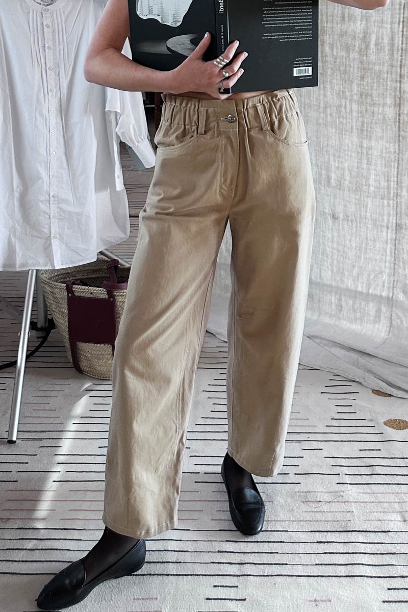 Studio Barrel Chino - Pale Khaki Organic