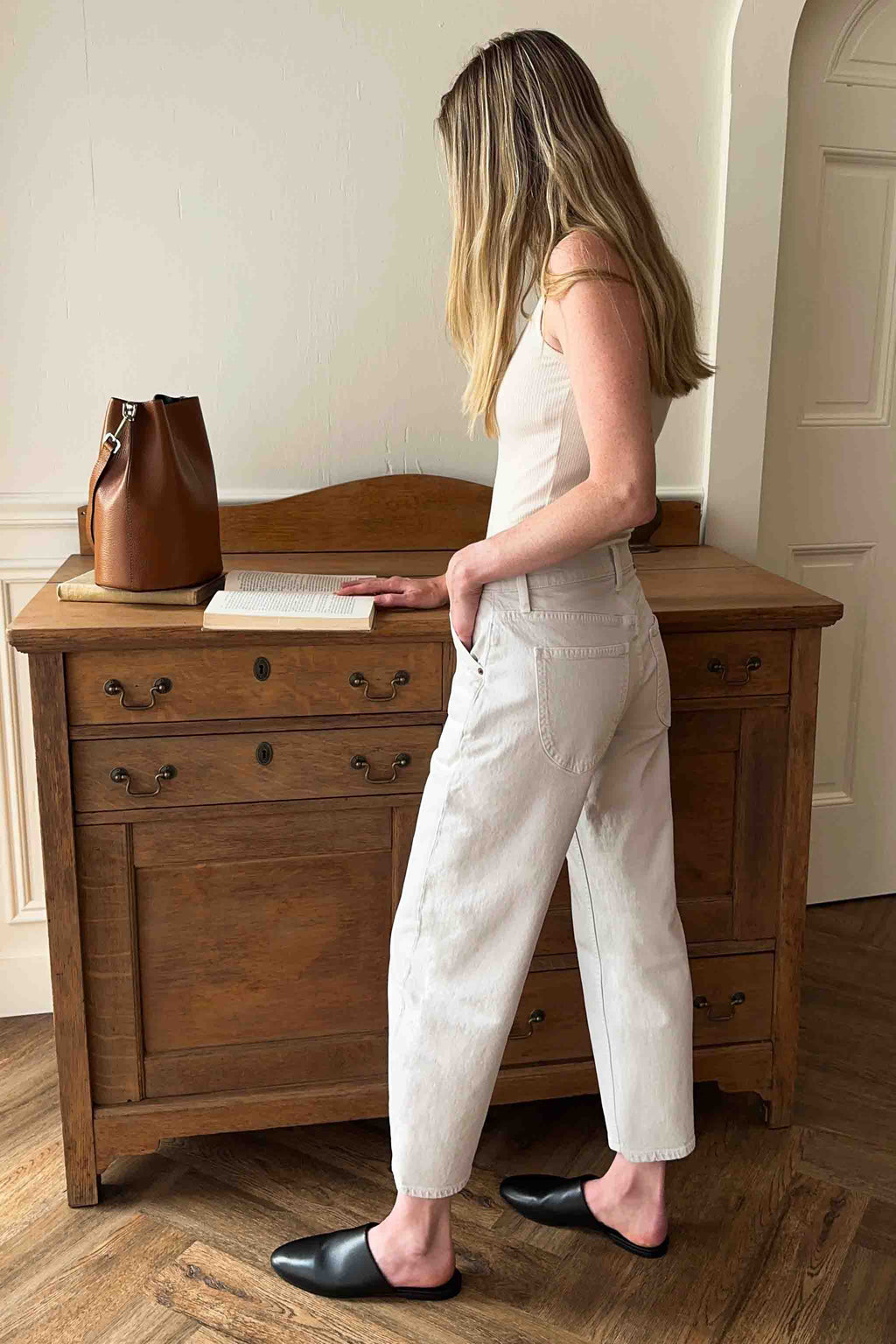 The Barrel Jean - Antique White