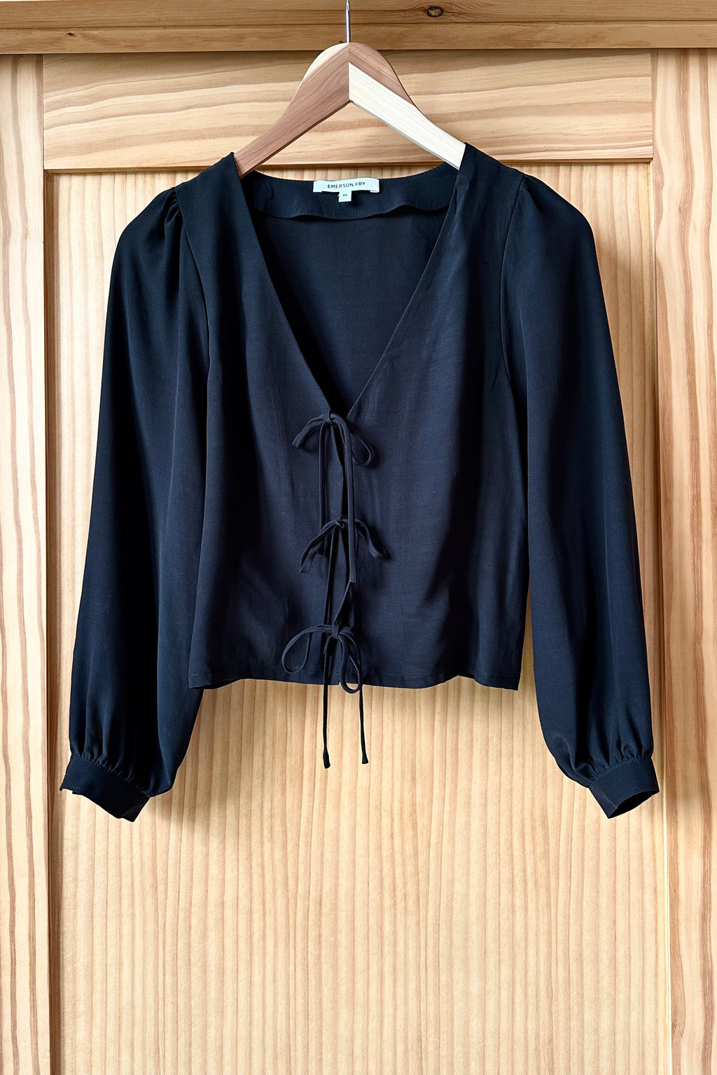 V-Tie Top - Black