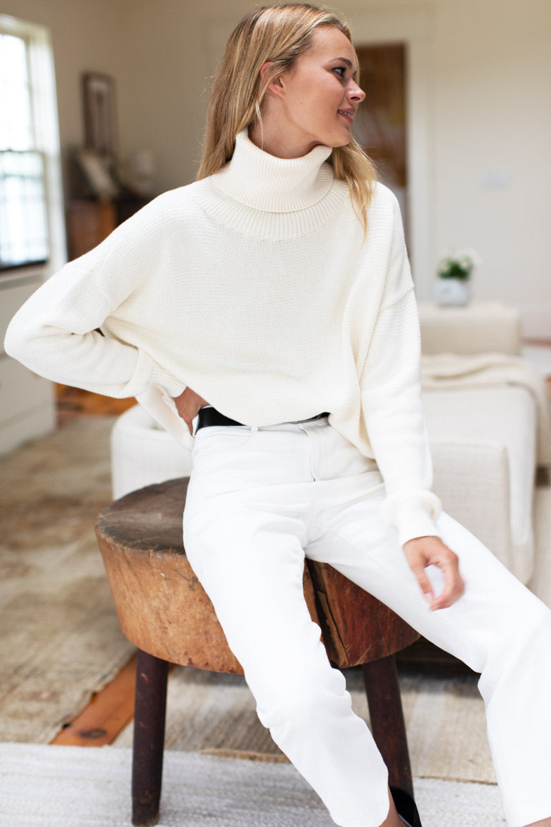 Carol Turtle Neck Sweater  White – Rachelle M. Rustic House Of Fashion