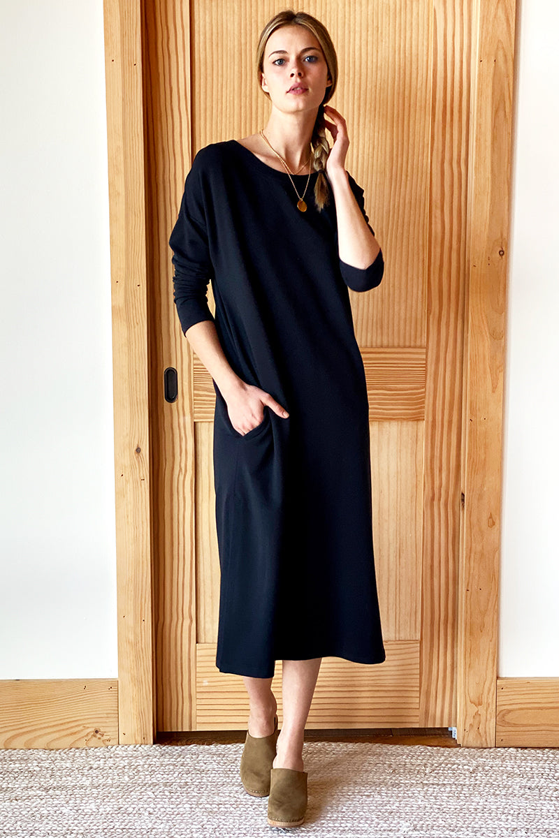 Cozy Midi Dress Crewneck - Black Organic